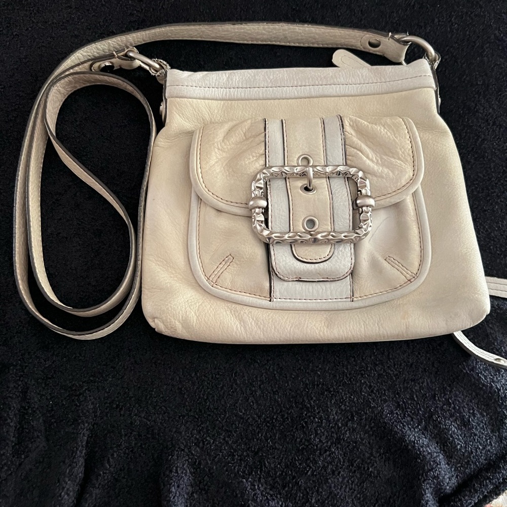 B MAKOWSKY CROSSBODY BAG $25